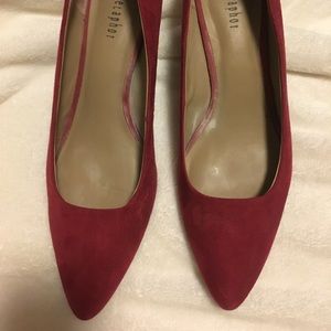 Red Pumps